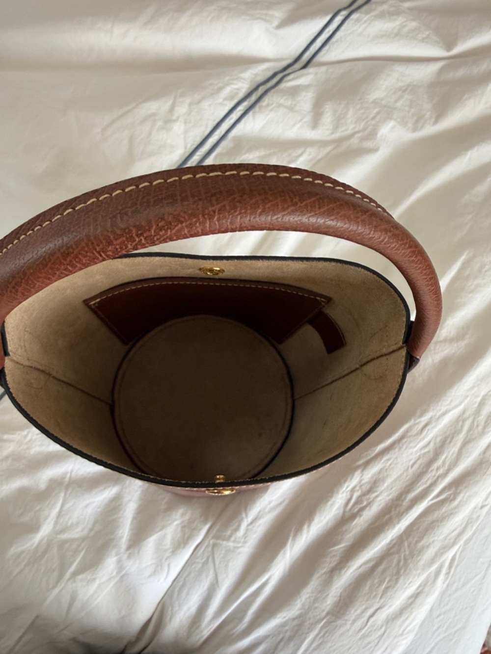 Longchamp ÉPURE S BUCKET BAG
Brown - Leather - Picture 4 of 5